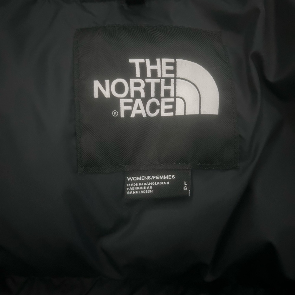 The North Face Retro Black Jacket - Picture 5 of 5